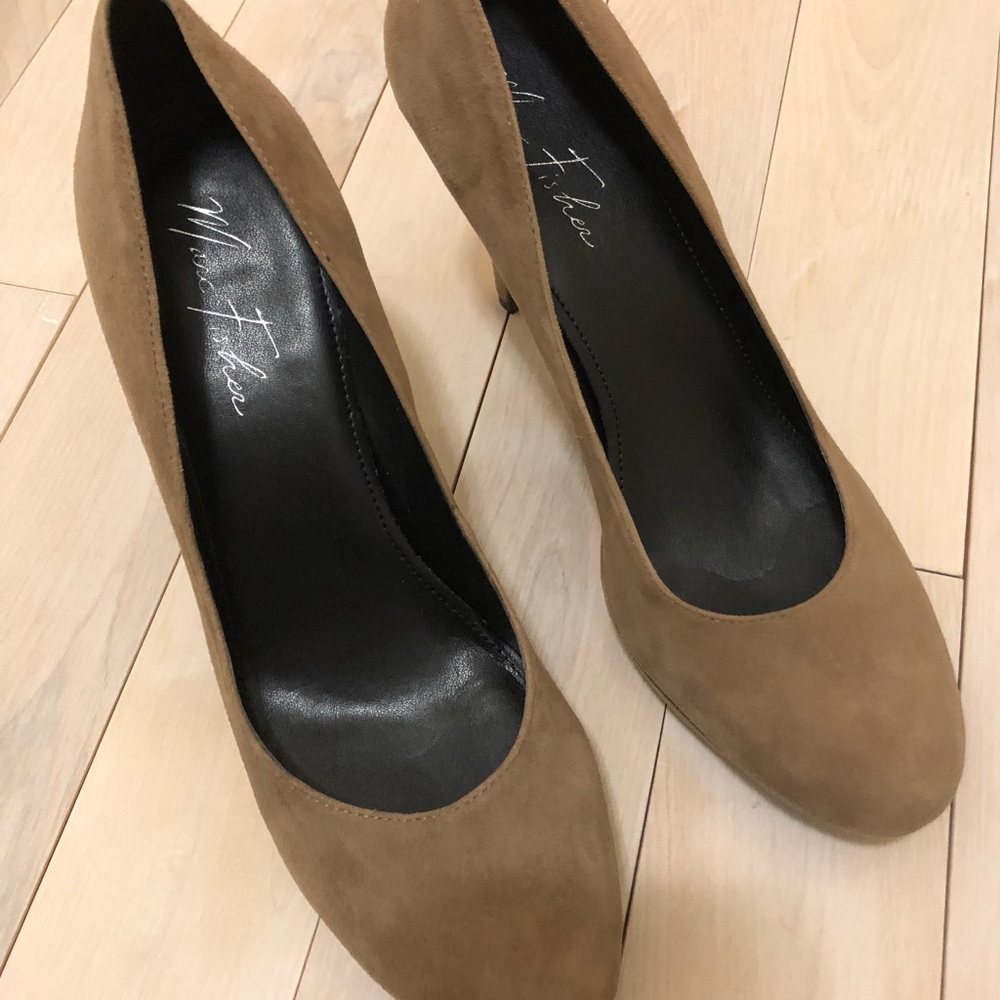 Marc Fisher Platform pumps - Picture 3 of 4